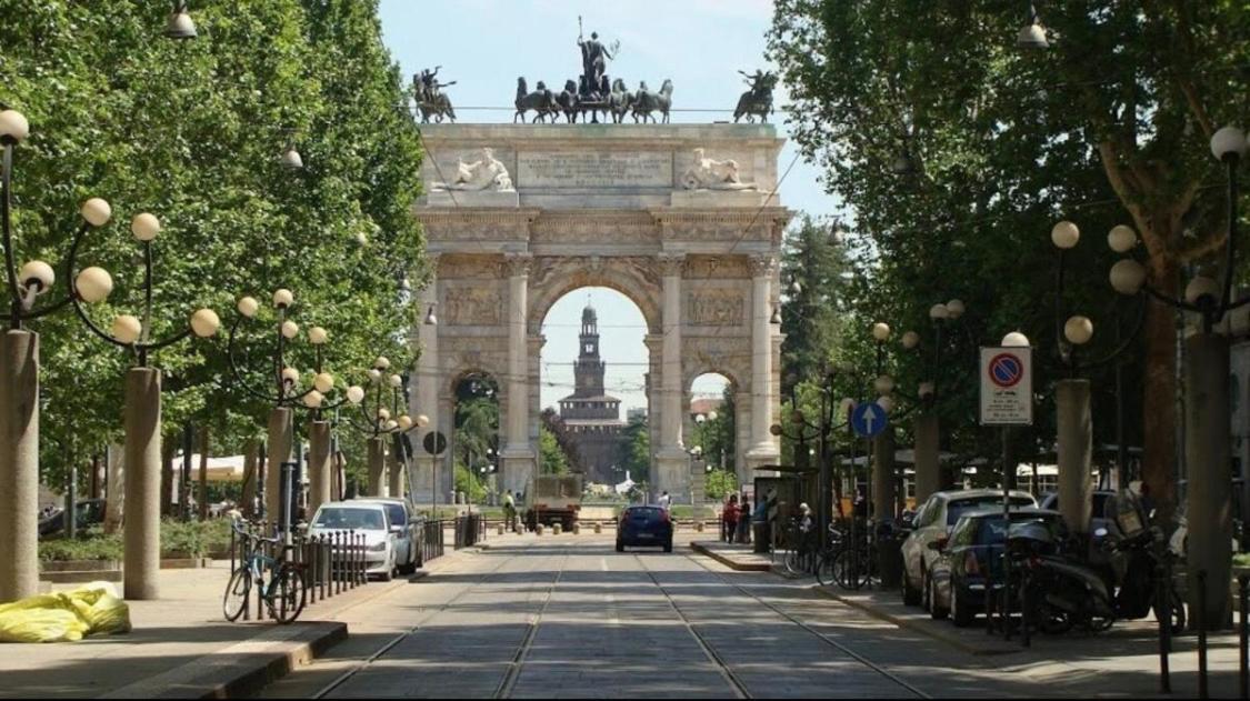 Milano Porta Garibaldi-Isola Green Suite Bagian luar foto